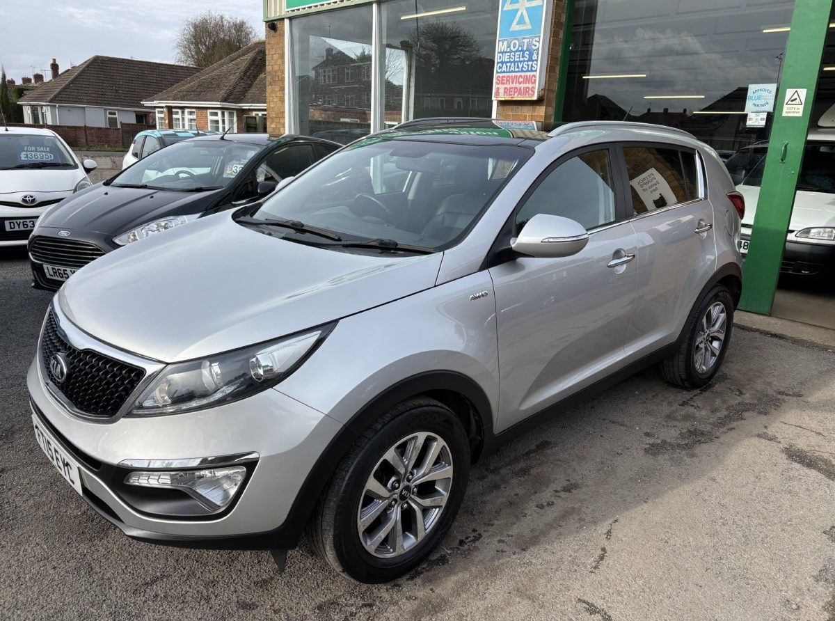 2015 SPORTAGE 2.0CRDI AUTOMATIC 4,500 VIEW DETAILS... photo